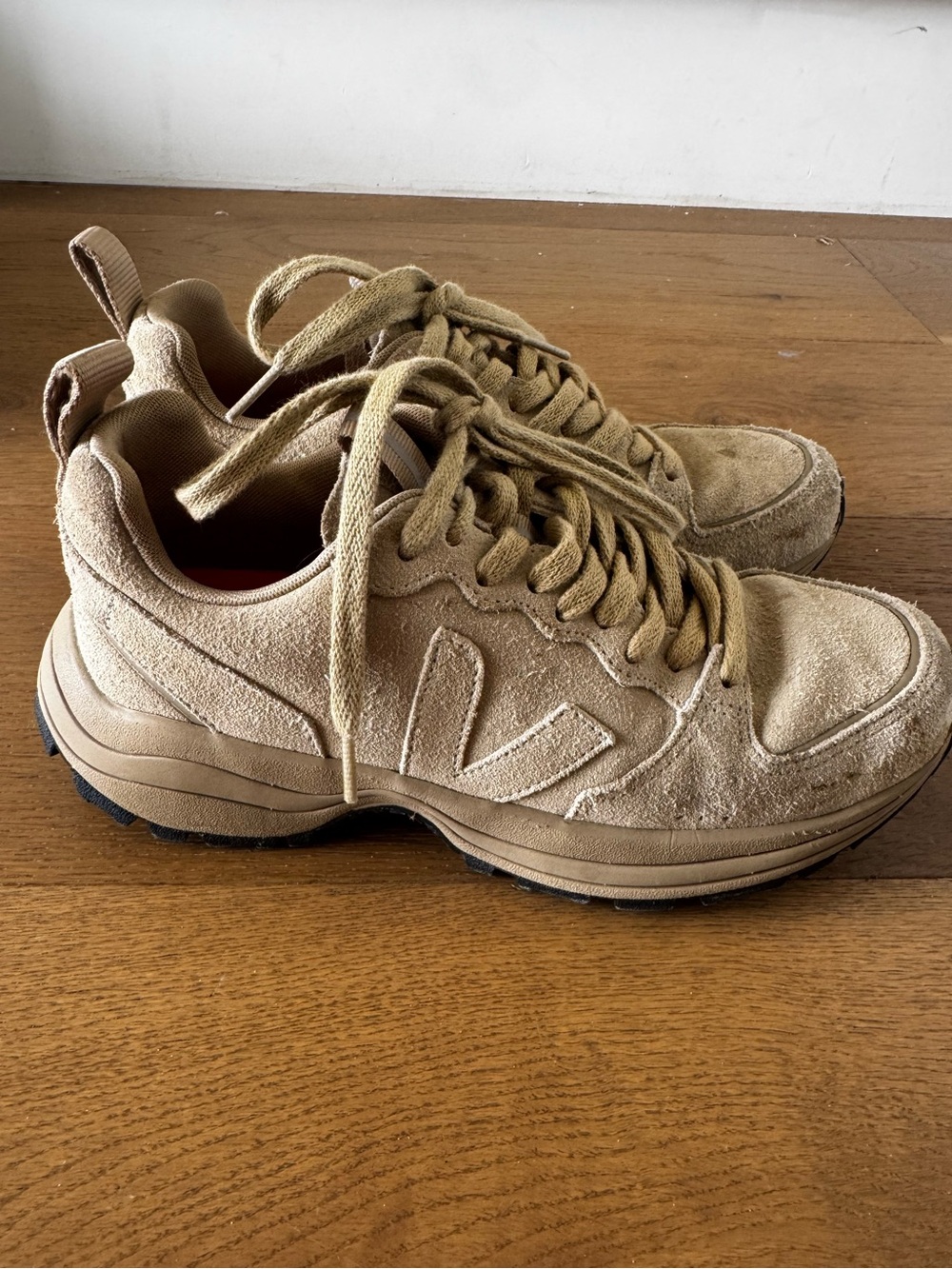 Veja Venturi Suede Sneakers - Full Sahara size 7